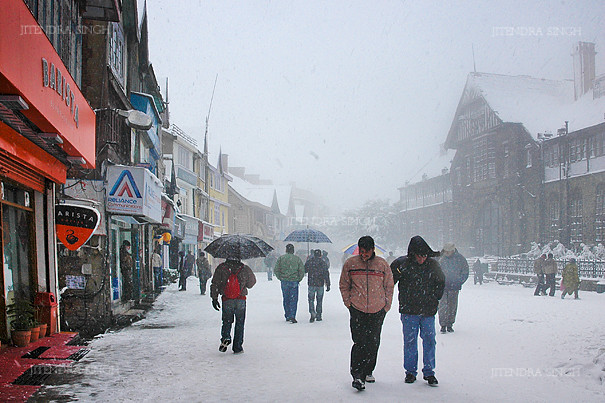 Snowfall @ Mall Road, Shimla, Himachal Pradesh, India. Mall Road in Shimla, 