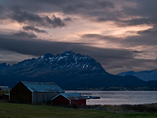 Picture of rural evening scene in Northern Norway