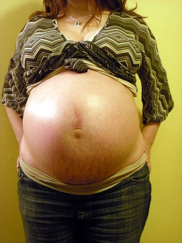 31 weeks pregnant. 31 weeks 4 days (twins)