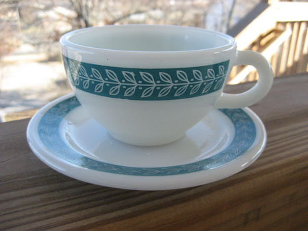 Pyrex Bluegrass Tableware Cup