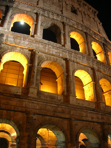 Roma :: Coliseu by Waldir PC ♥ Ana Claudia Crispim
