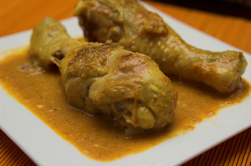 Portuguese-style chicken curry