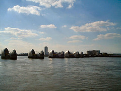 Thames 2001 #1