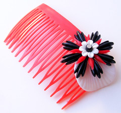 Red, Black and White Vintage Flowers Hair Comb / Barrette