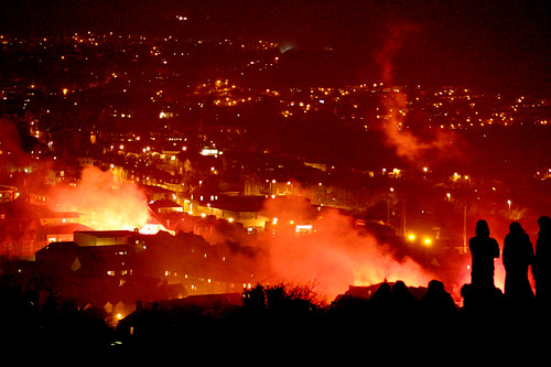 Lewes Bonfire Night 2007 - Burning Town and Hillside Watchers