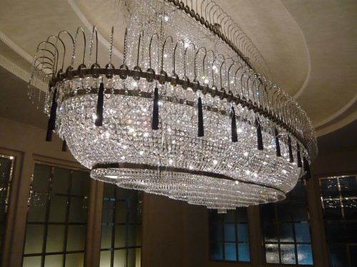 Ark-like chandelier