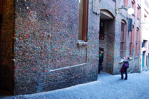 Seattle Gum Wall - Other Tourists