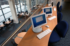 iMac Lab, Design Studio, University of Bolton by jisc_infonet