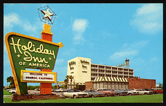 Holiday Inn, 1967, #4,000 (by Roadsidepictures)