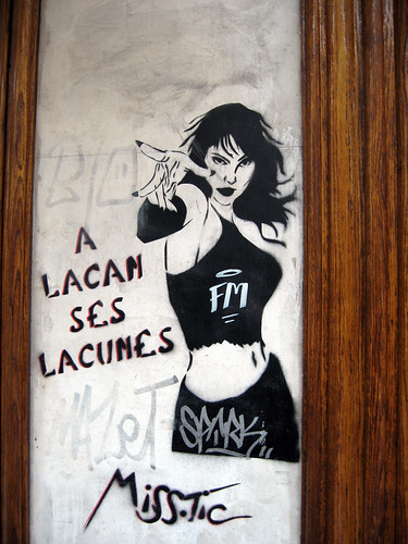 miss.tic graffiti in Paris with the words, A Lacan ses Lacunes (Lacan has its gaps (lacks?))