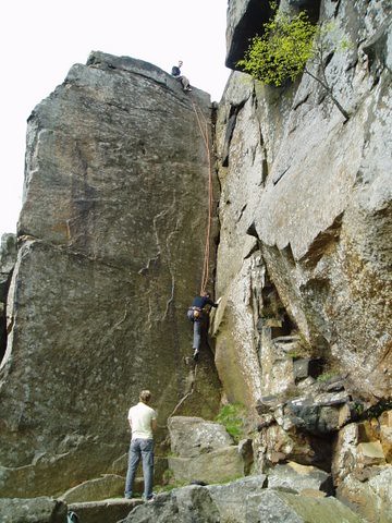 Phil climbing Green Gut at Froggatt Edge