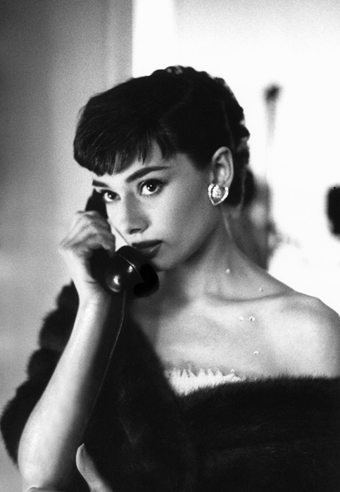 Audrey Hepburn au téléphone, Paramount Studios, 1953