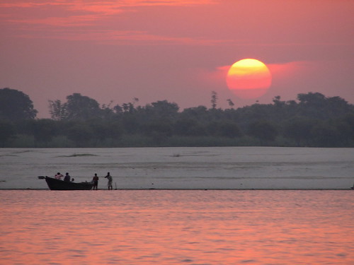 À l'aube sur le Gange