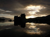 夕阳下的Eilean Donan城堡 / Eilean Donan Castle in the sunset