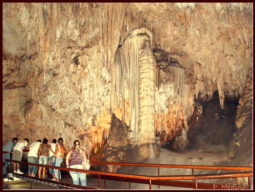 Cueva de Nerja II by P. Medina.