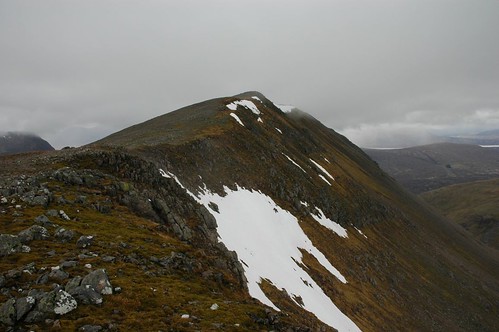 Looking left along ridge at the top Criese