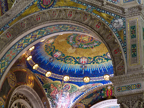 Cathedral Basilica of Saint Louis, in Saint Louis, Missouri - baldachino detail.jpg