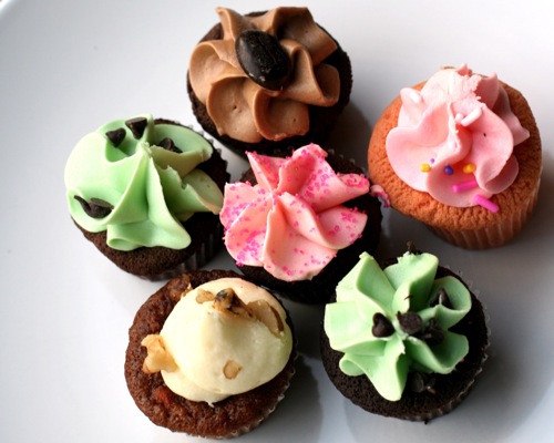 Mostly Lisa's Favourite Cupcakes-1