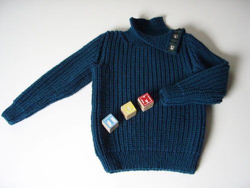 Sweater_Tom