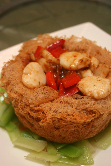 Scallop Wok-Fried with Celery in Yam Basket