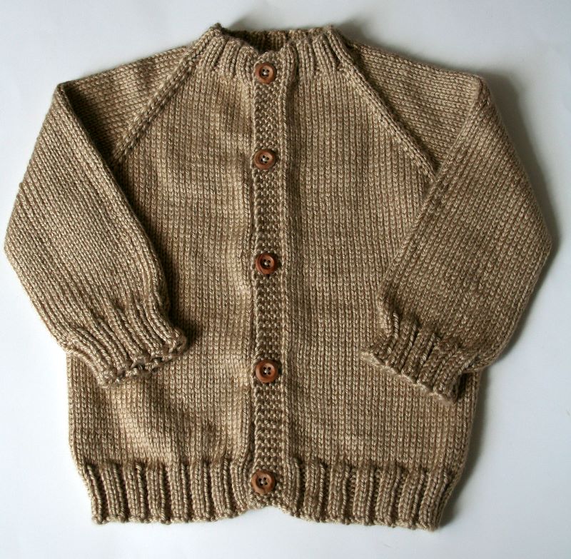 Vickilicious Knits FO TopDown Seamless Raglan Baby Sweater!