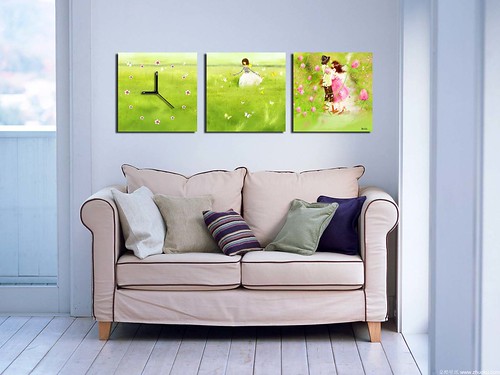 Simple Living Room Wall Decorations