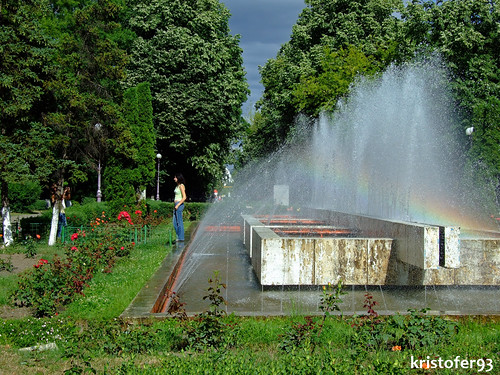 Fantana din Parcul Cancicov din Bacau - Vara 2007