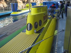 We rode the submarine named Mariner. (09/30/07)
