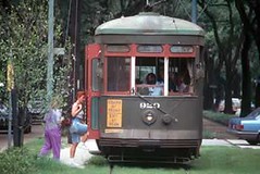 St. Charles streetcar in New Orleans, by Dan Burden