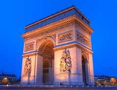 Arc De Triomphe (Paris) in 1000 MegaPixels (Zo...