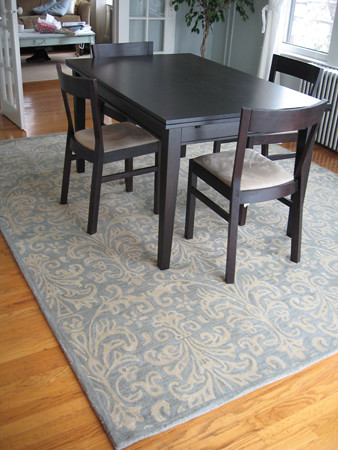 dining room rug