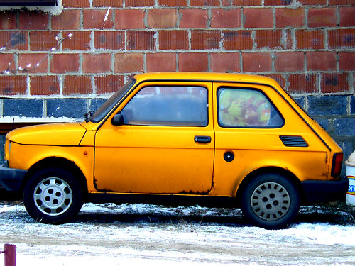 Maluch Fiat 126 