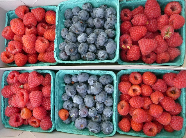 Berries at the Farmers Market, Santa Monica, Los Angeles County, Southern California, United States of America