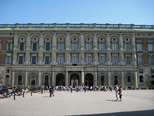 Royal Palace Court
