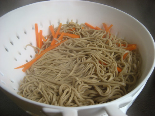 cooked soba noodles