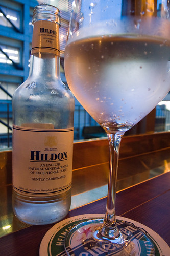 hildon mineral water -sparkring-