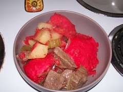 Beef stew with red dumplings 003