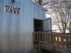 Outlaw Cave