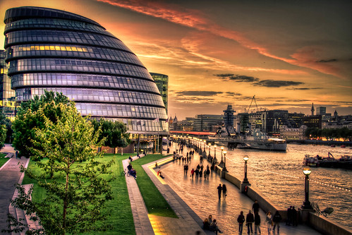 フリー写真素材|建築・建造物|都市・街・村|夕日・夕焼け・日没|川・河川|イギリス|ロンドン|