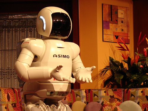 Asimo Hondo Robot
