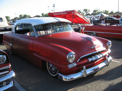 1953 Plymouth (by Brain Toad Photography)