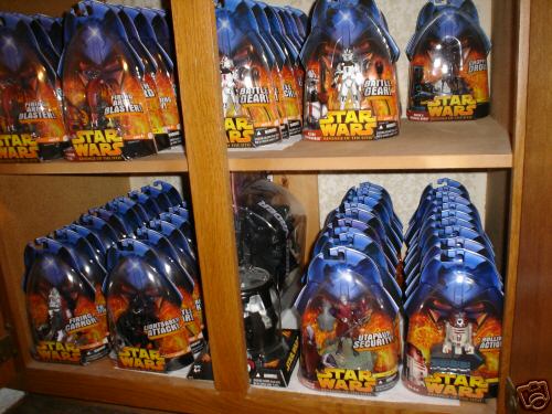 Many loose figures of Star Wars, some vintage vehicles, Comic-Book Girl 