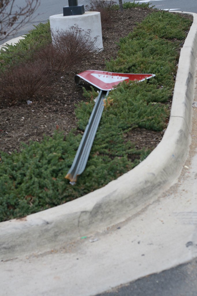 downed yield sign