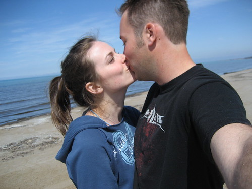 A kiss on the beach