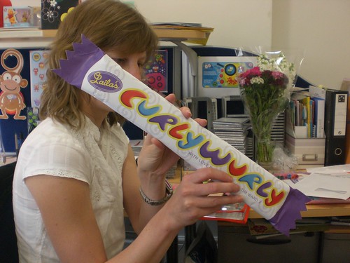 Ooooooooooh, I love a giant sized chocolate bar, me!