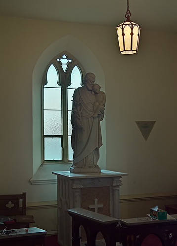 Visitation-Saint Ann Shrine, in Saint Louis, Missouri, USA - statue of Saint Joseph and the Christ Child