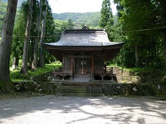 相倉合掌集落の地主神社