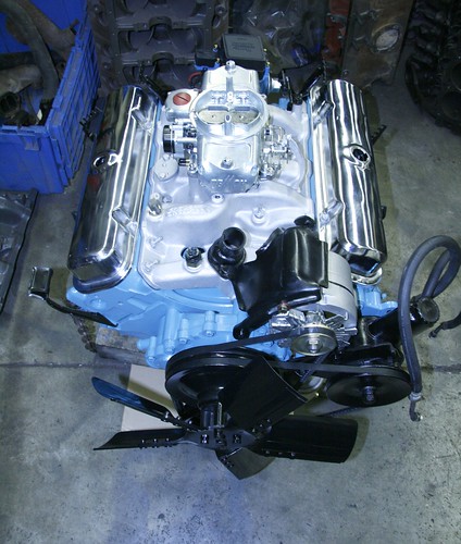 Rebuilt Pontiac 400 Engine