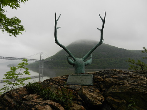 Deer statue & Bear Mountain Bridge off the Appalachian Trail