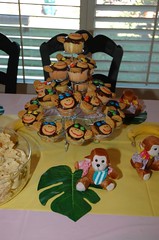 Monkey cupcakes with a hint of the chips and salsa in the corner